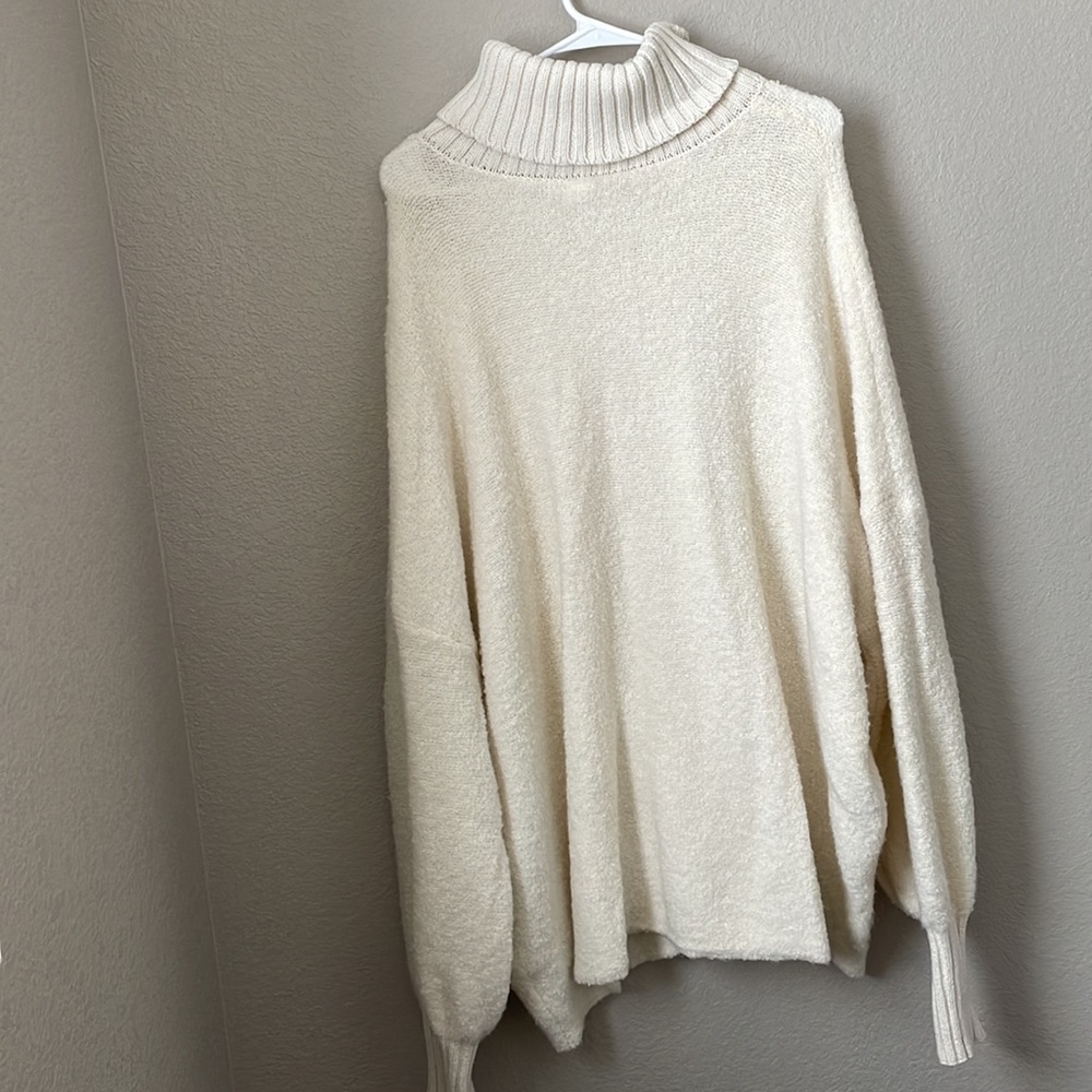Offline turtleneck sweater in cream. New - Picture 2 of 2